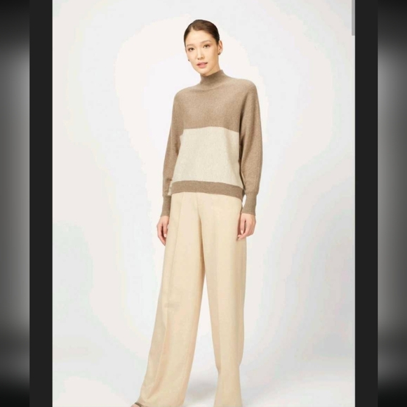 Gobi 100% Mongolian Cashmere Cream and White Colourblock Turtleneck Sweater - Picture 15 of 15